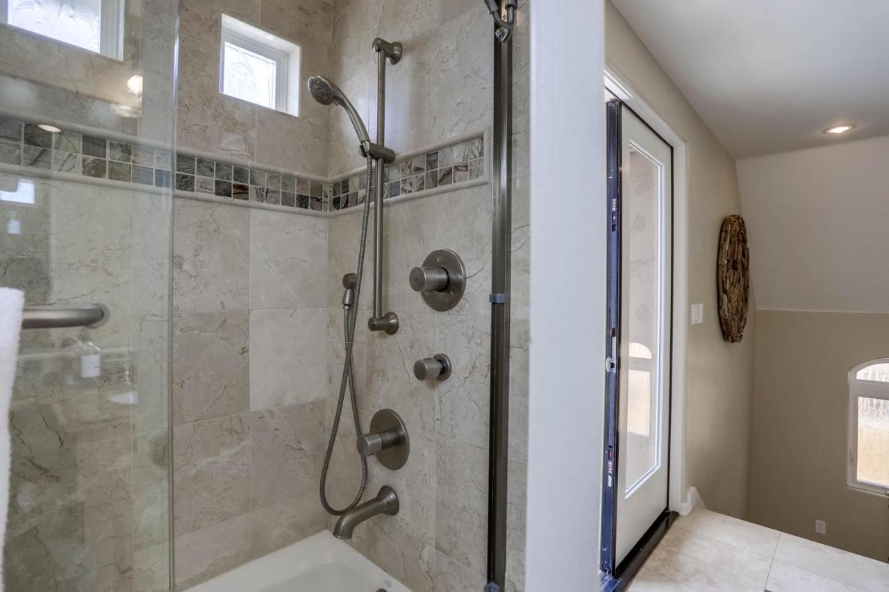 Stunning Ocean View Home W Rooftop Terrace, Firepit, Fast Wifi, Ac & Parking! San Diego Kültér fotó